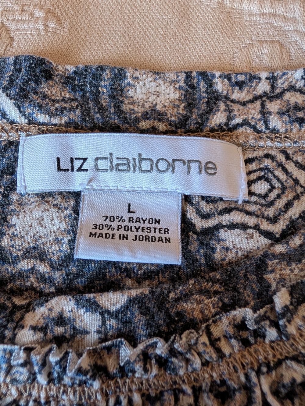 Liz Claiborne Navy and White Patterned Scoop-Neck Tunic - Picture 4 of 7
